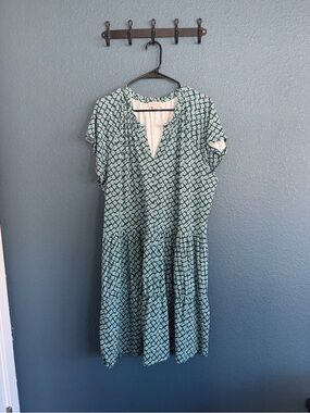 LOFT Green Printed Midi Dress